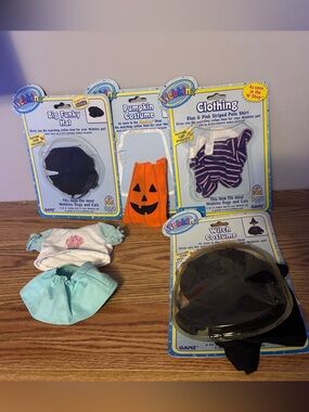 Webkinz clothing lot